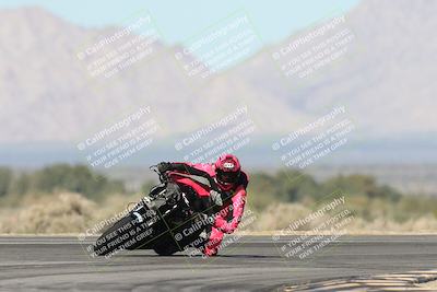 media/Jan-15-2026-Racers Edge (Thu) [[dfebeb70ab]]/2-A Group/Session 3 (Turn 16)/